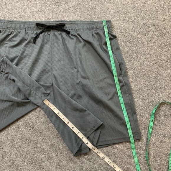 Under Armour Shorts Mens 2XL Grey Tech Lightweight Gym Train Exercise Running - Picture 5 of 11
